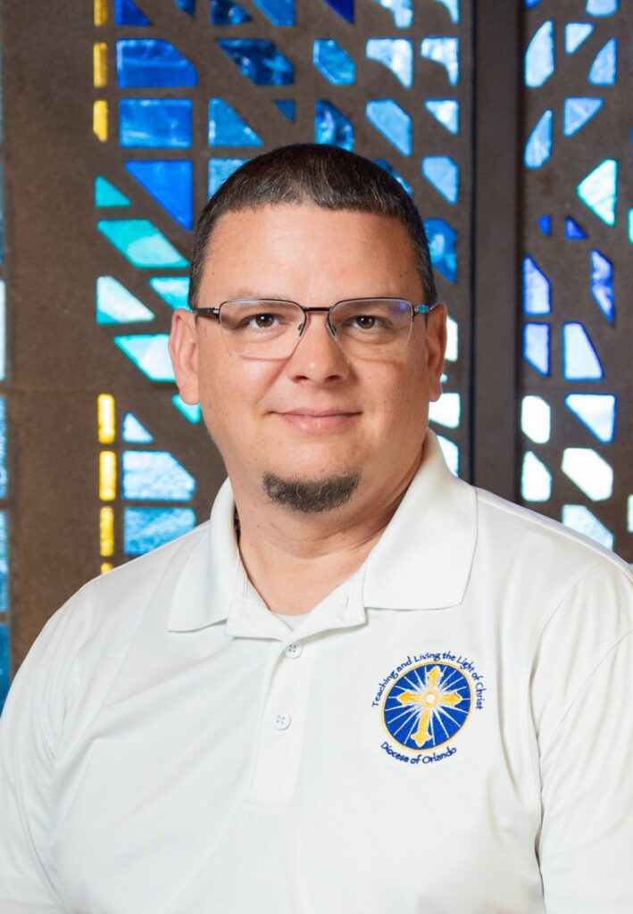 staff-image